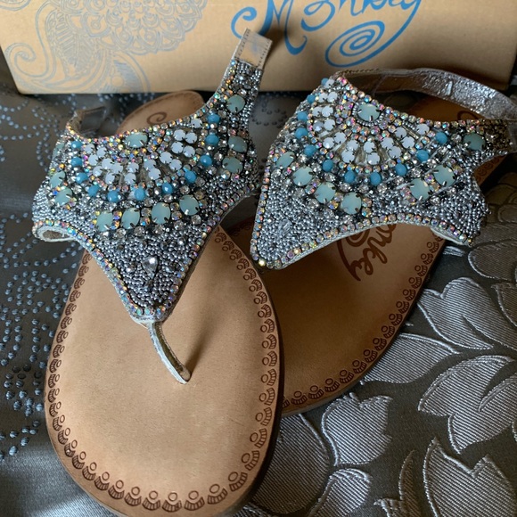 naughty monkey iceberg sandals